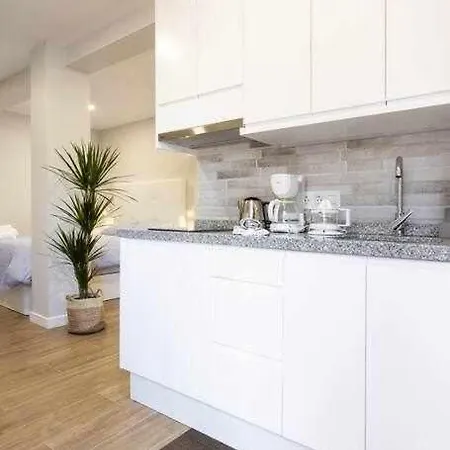 Sunnyland Martianez 2 Appartamento *